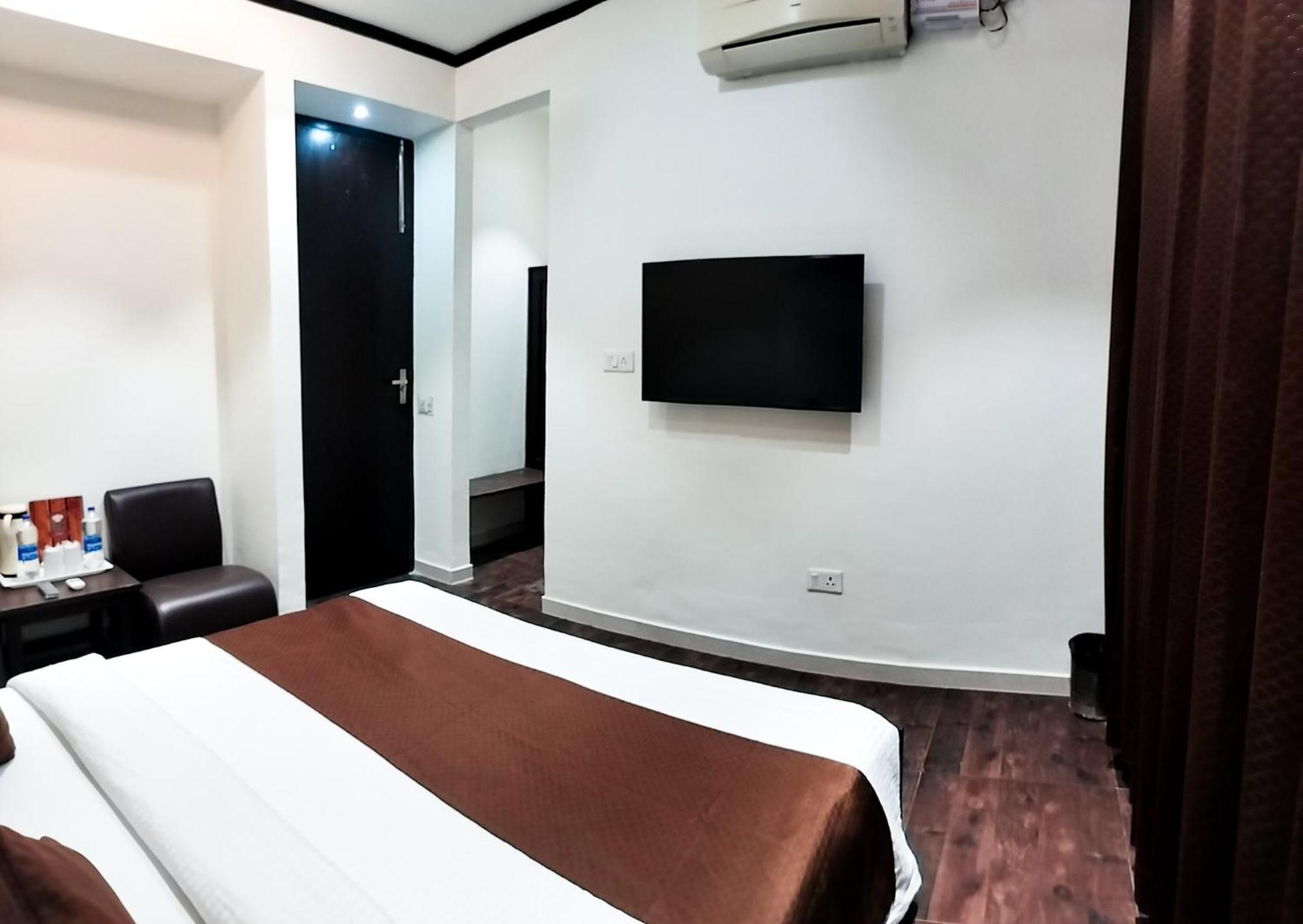 The Wind Cross Hotel Kalka Exterior photo
